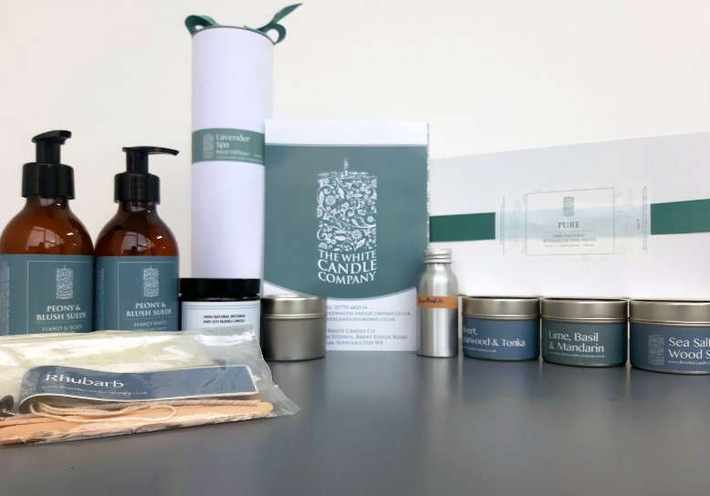 Win a Candle Kit Gift Set from the White Candle Co