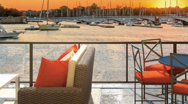 Four Ways to Enjoy the Summer Weather at WatermarkPointe - Cover Image