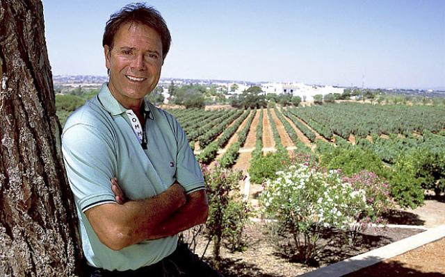 Sir Cliff Richard's Algarve Vineyard 