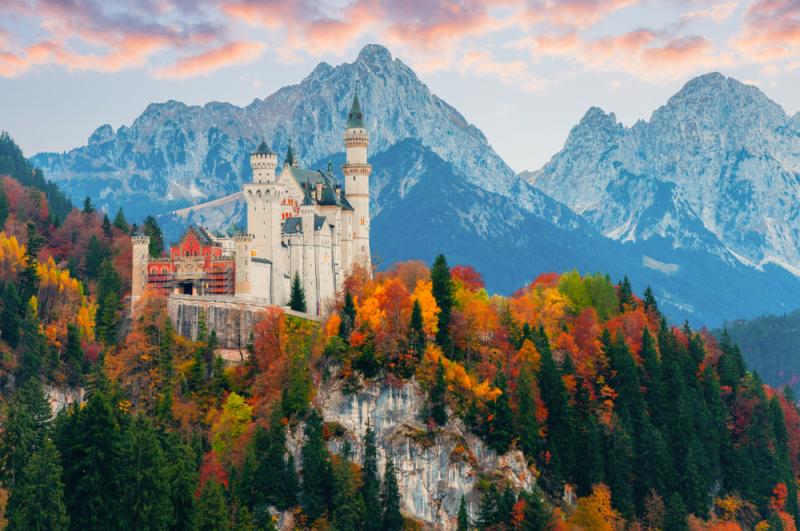 Where to Catch the Autumn Colours: 12 Best Autumn Holidays