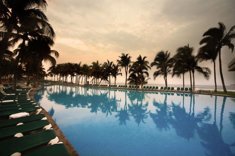 Vida Vacations Grand Luxxe Resort in Vidanta Riviera Maya Debuts New Lobby and Pathways