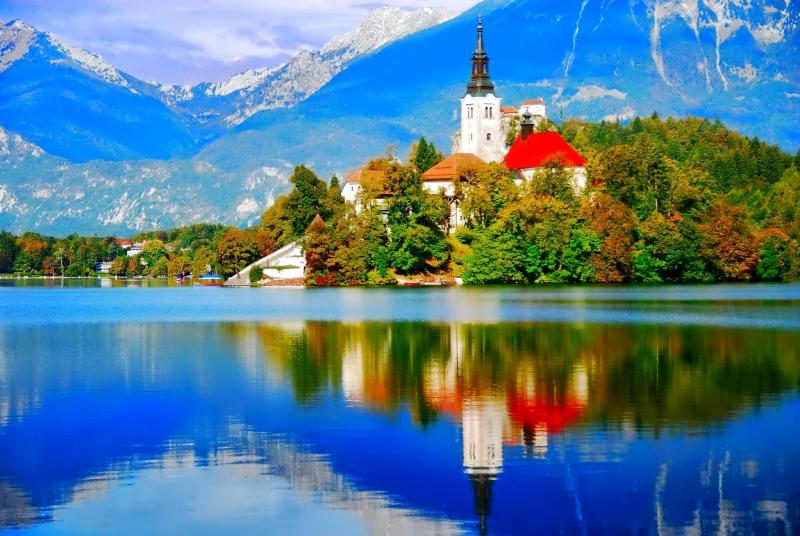 Slocally – Experience Slovenia with Locals
